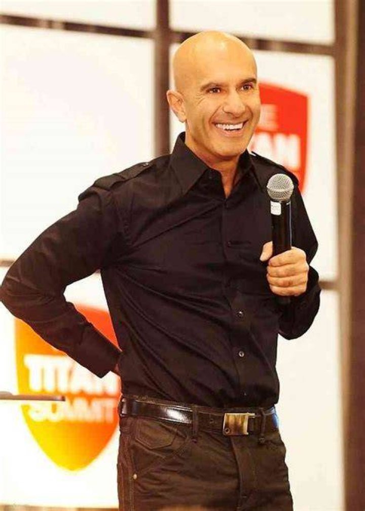 Robin Sharma Net Worth, Income, Salary, Earnings, Biography