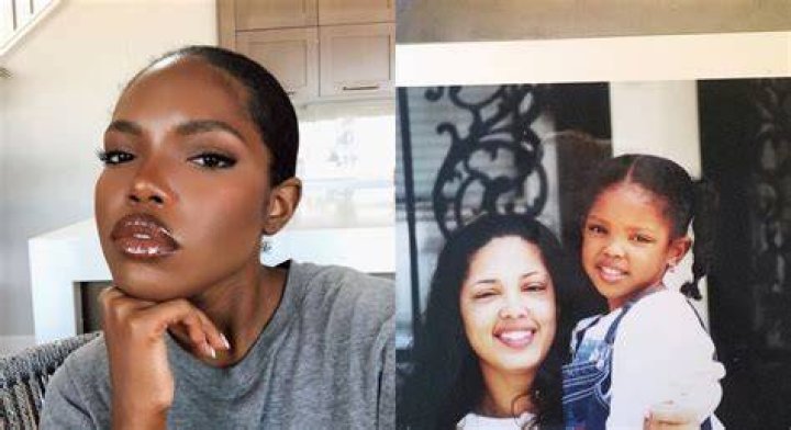Ryan Destiny with her mother