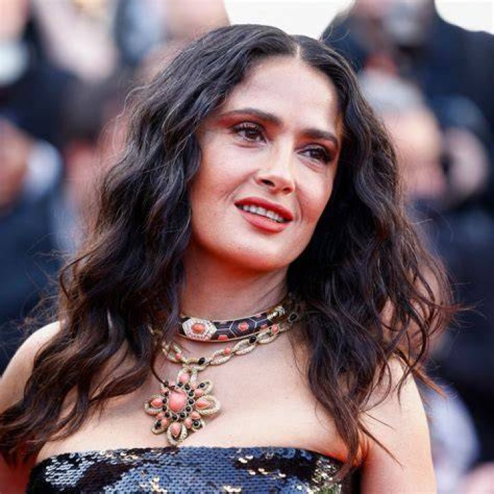 Salma Hayek – Celebsgraphy