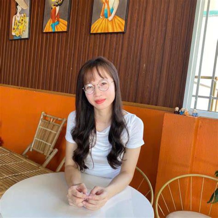 Sandy Hương Phạm