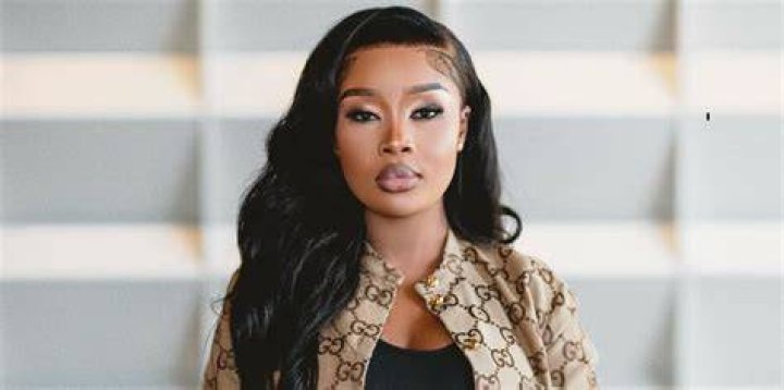 Sithelo Shozi single Forever