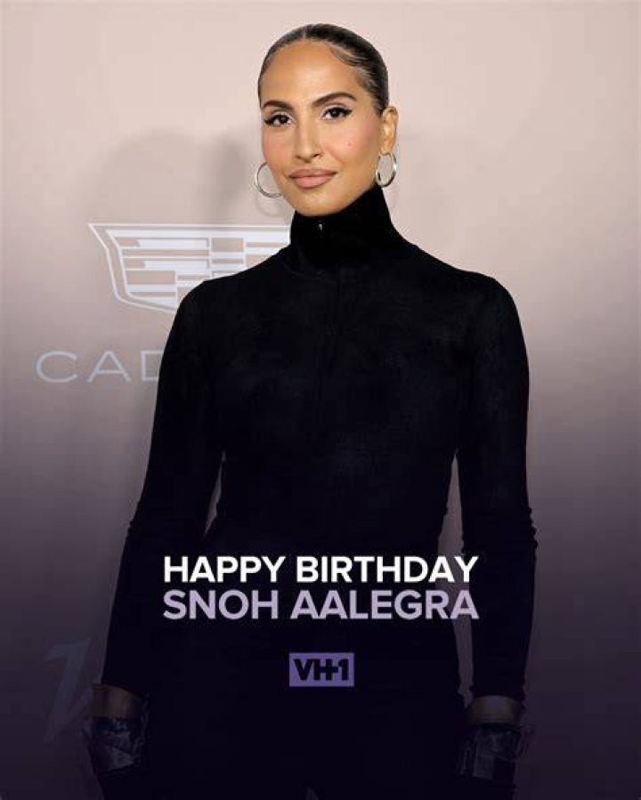 Snoh Aaalegra Age, Birthday & Zodiac Sign