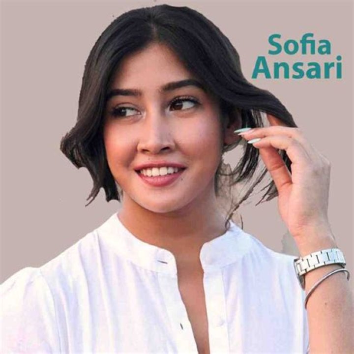 Sofia Ansari with her friend