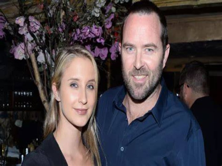 Sullivan Stapleton Biography, Age, Height, Wife, Net Worth, Family