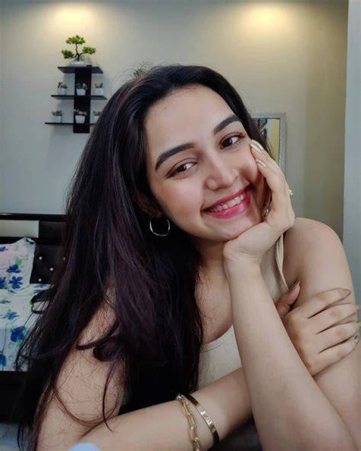 Sunakshi Grover Height, Age, Boyfriend, Biography, Wiki, Net Worth