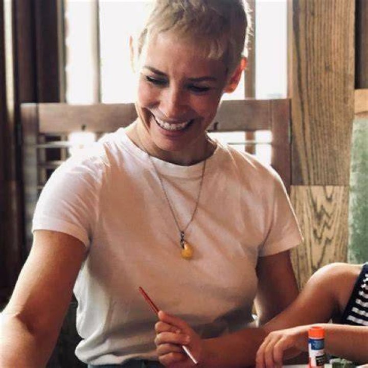 Suzanne Marie Doyon Biography, Age, Height, Husband, Net Worth, Family