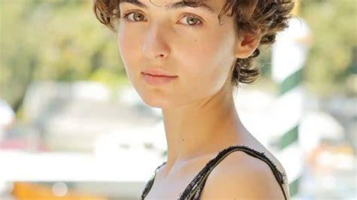 Tecla Insolia Biography, Age, Height, Husband, Net Worth, Family