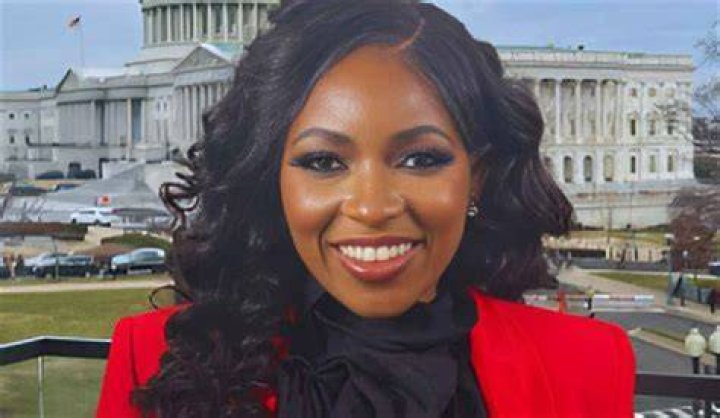 Tiffany Holmes Biography, Age, Height, Husband, Net Worth, Family