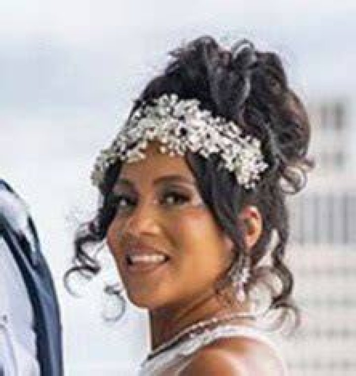 Tiffany Roy biography