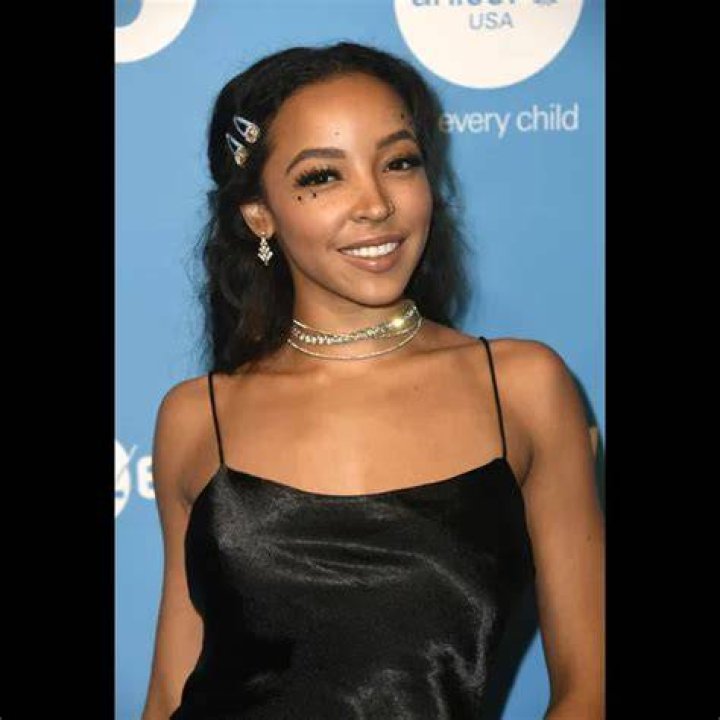 Tinashe Twerks Her Way Into Her 27th Birthday: Watch