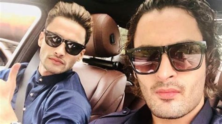 Umar Riaz and his co-actress