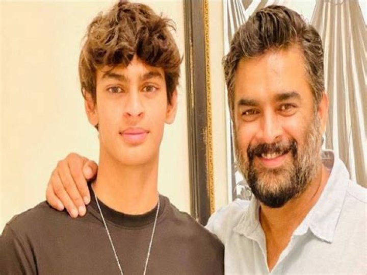 Vedaant Madhavan with his dad R Madhavan