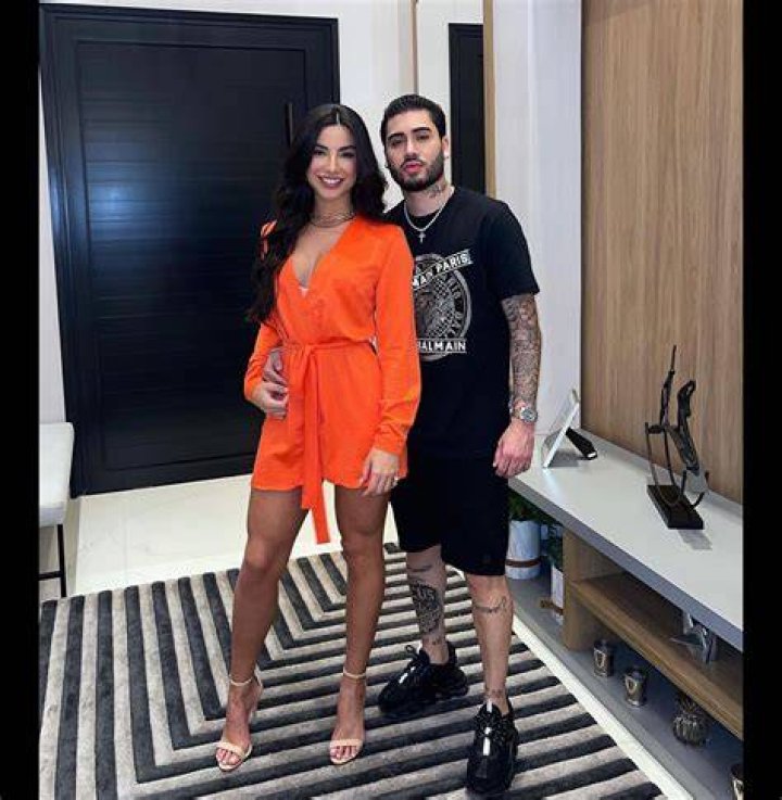 Versiani with her ex-boyfriend Kevinho