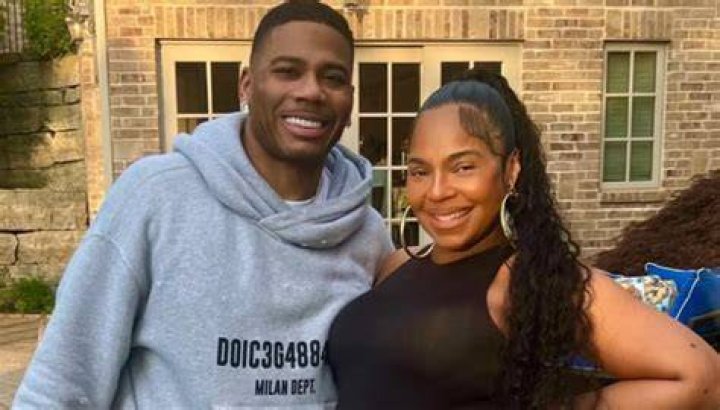 Who is Ashanti husband?