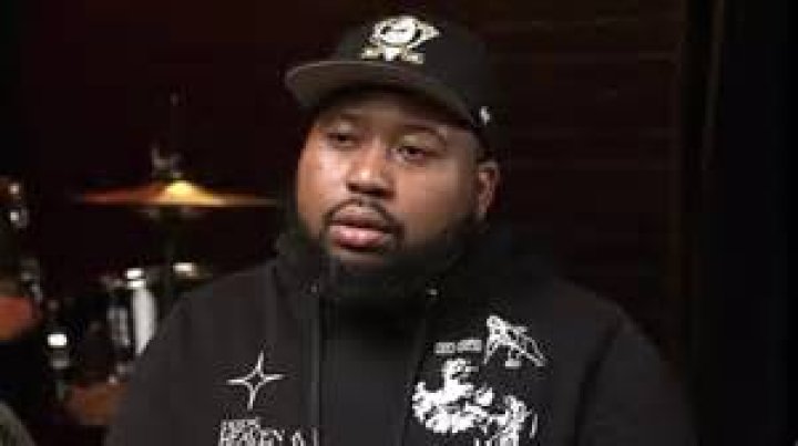 Who Is Dj Akademiks? Everything To Know About The Twitch Star
